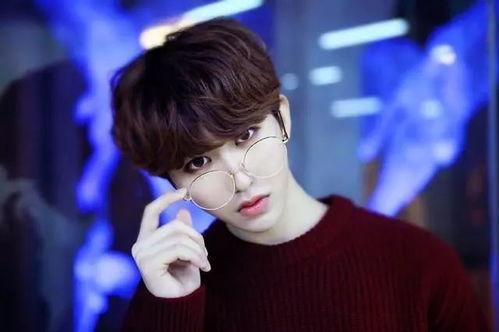 蔡徐坤被粉丝爆料视频,事件引发热议